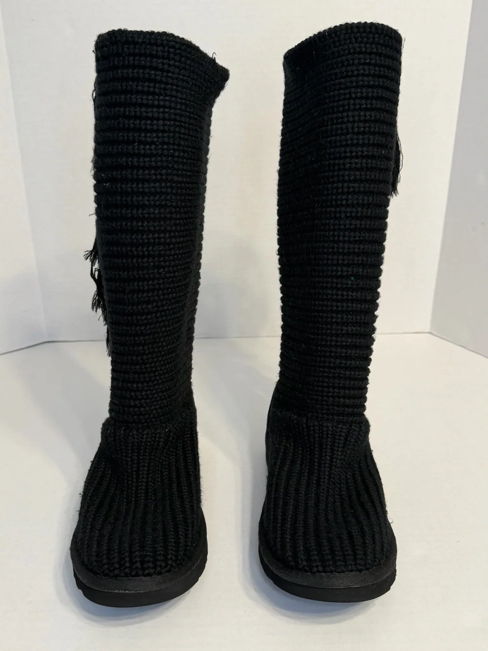 UGG black classic